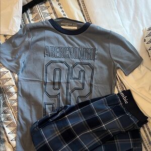 NWT Abercrombie Kids boys Blue and gray flannel Graphic Pajama Set size 9/10
